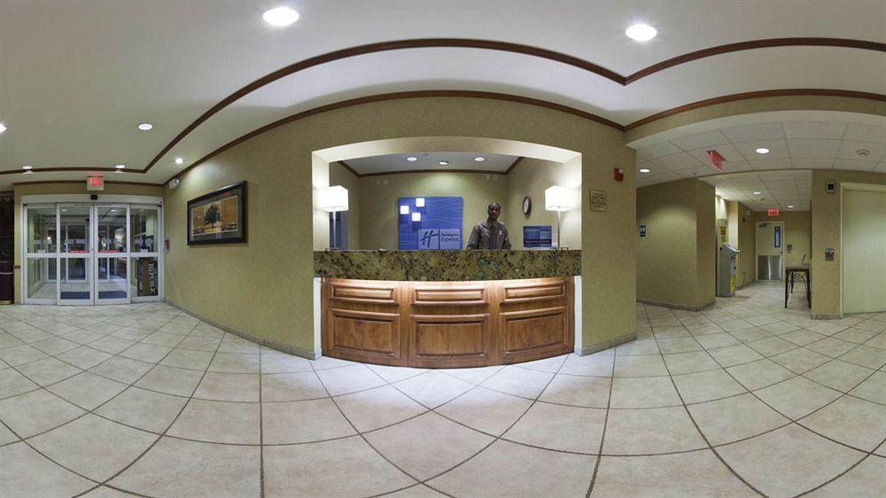 Holiday Inn Express Peoria North - Glendale By Ihg Buitenkant foto