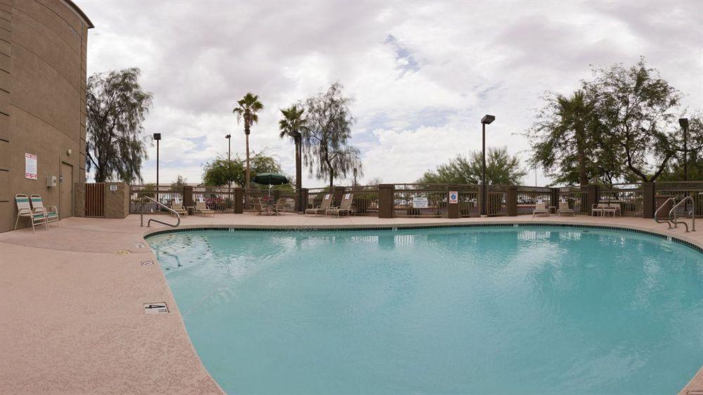 Holiday Inn Express Peoria North - Glendale By Ihg Buitenkant foto