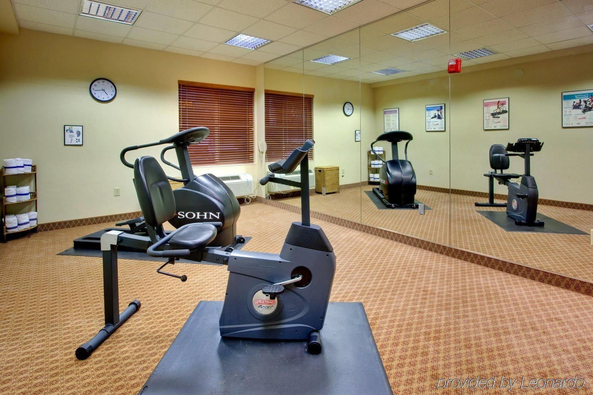 Holiday Inn Express Peoria North - Glendale By Ihg Buitenkant foto